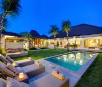 Villa Sahana I, Piscine de Nuit